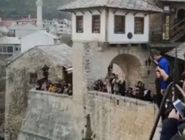 skok sa starog mosta