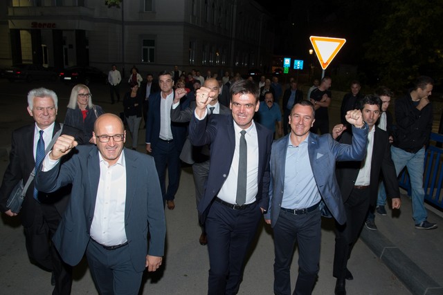 kampanja, predizborna kampanja, Hrvatsko zajedništvo