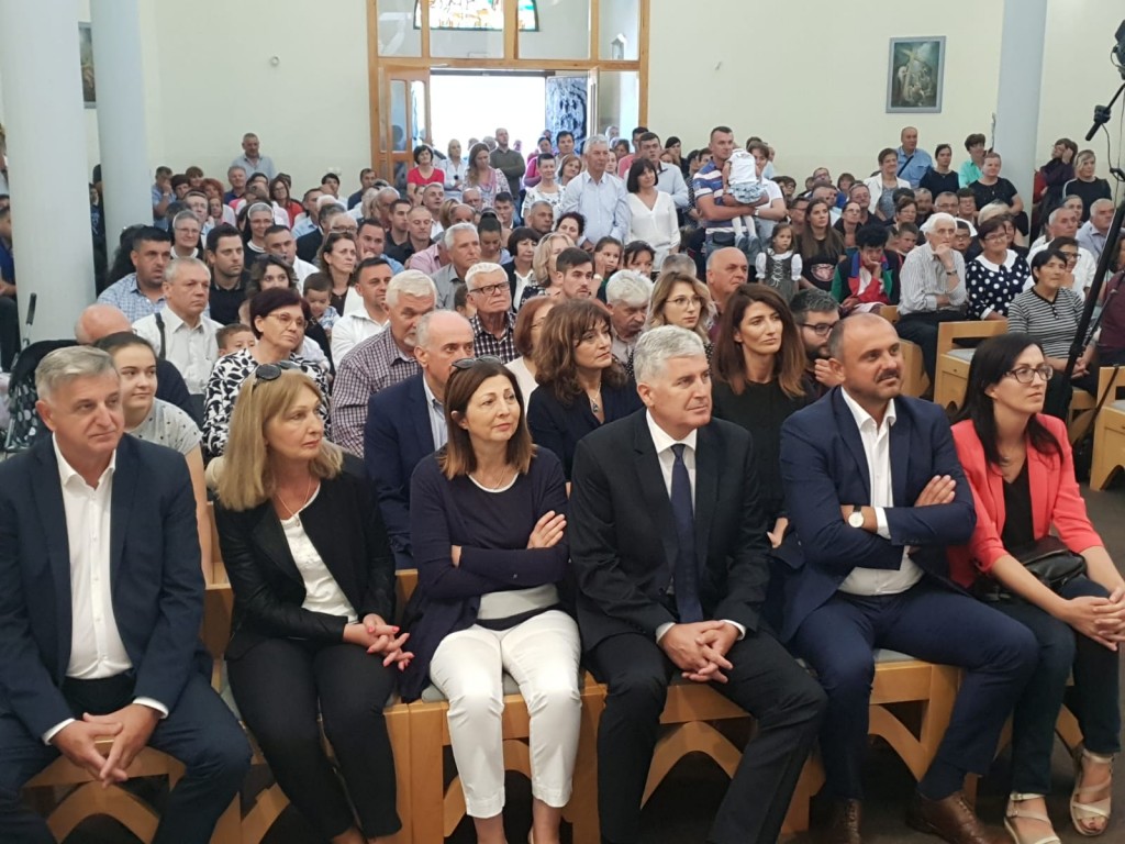 Dragan Čović, fra Petar Krasić