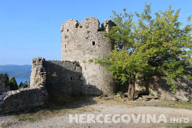 Smredeljgrad, Smrden grad, Klek