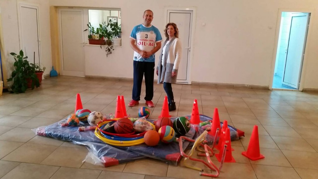 cim, donacija, mikrofin