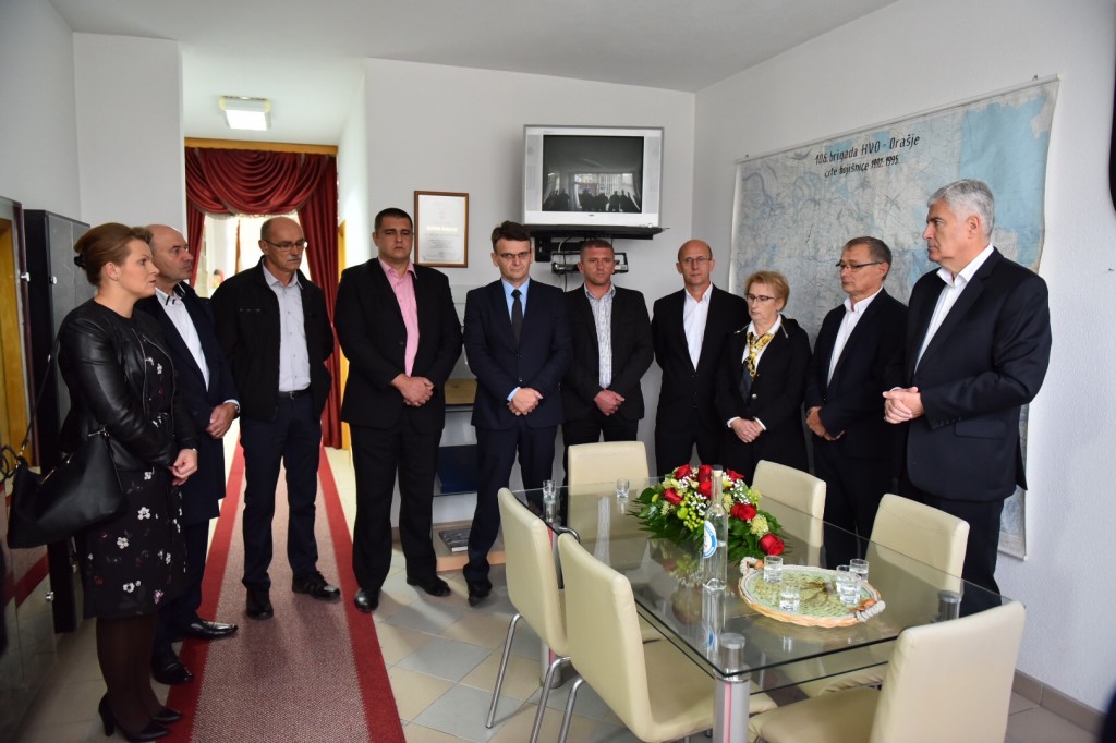 dr. Dragan Čović, Posavina, kreševo