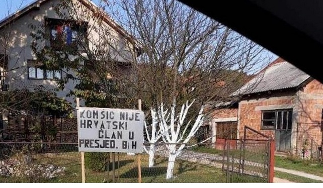 Vitez, Željko Komšić, Željko Komšić političar