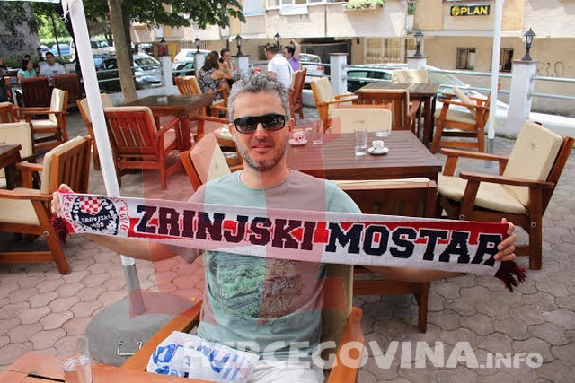 Marin Topić, Marijan Knezović, Nino Raspudić, Nino Raspudić, jumbo plakat