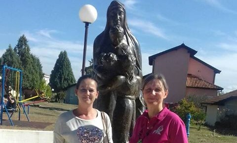 Humanitarna akcija, majčino selo