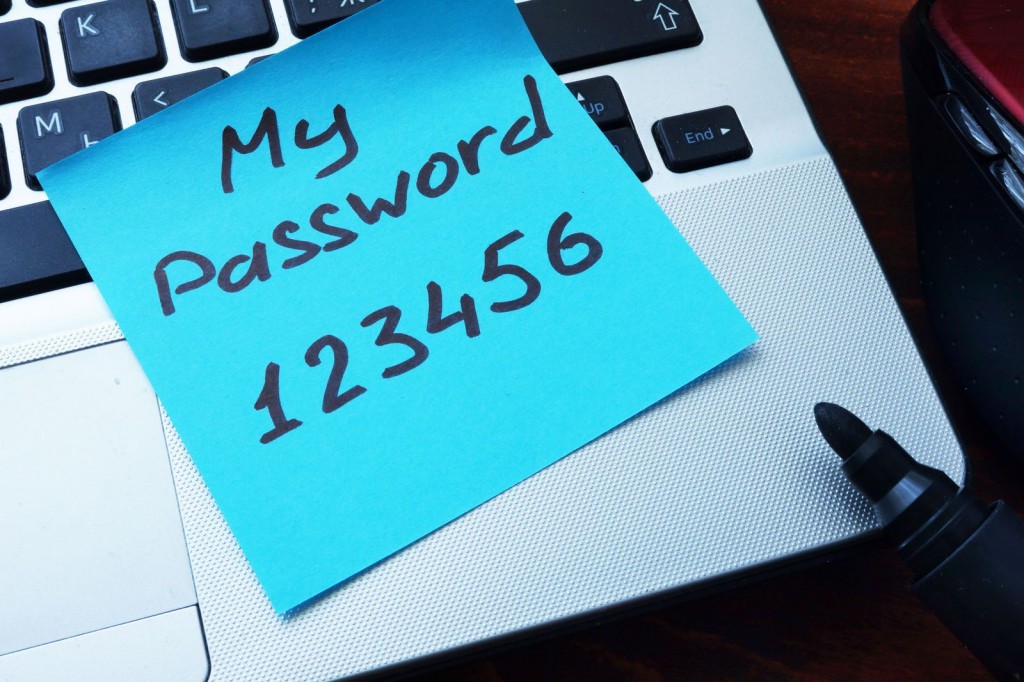 Korak prema sigurnijem internetu: Zakonom se zabranjuju loše lozinke!