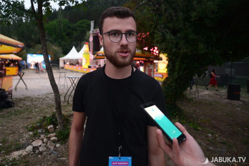 Knjižnica Ljubuški organizira besplatan tečaj crtanja i slikanja za odrasle