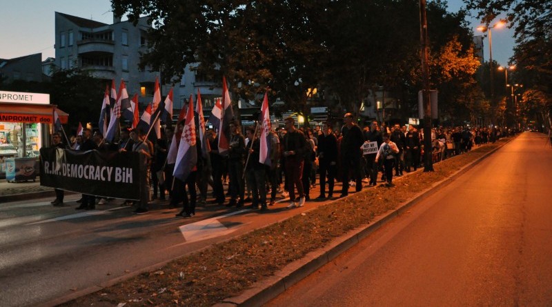 Washington Post , prosvjed u mostaru 