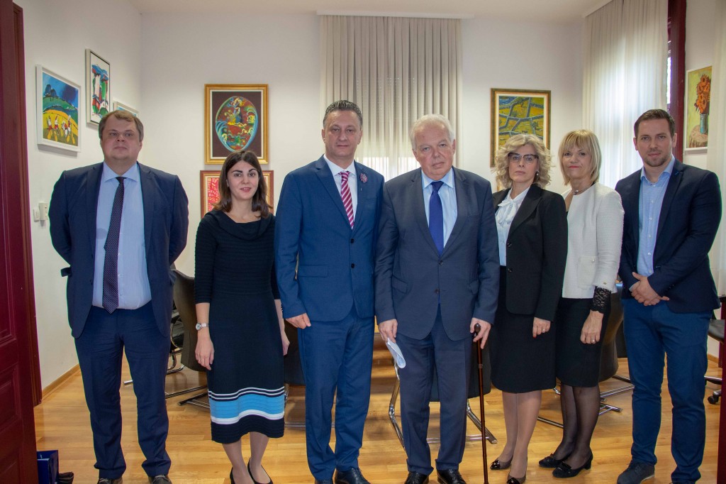 Sveučilište Mostar, Sve je bio dobar san