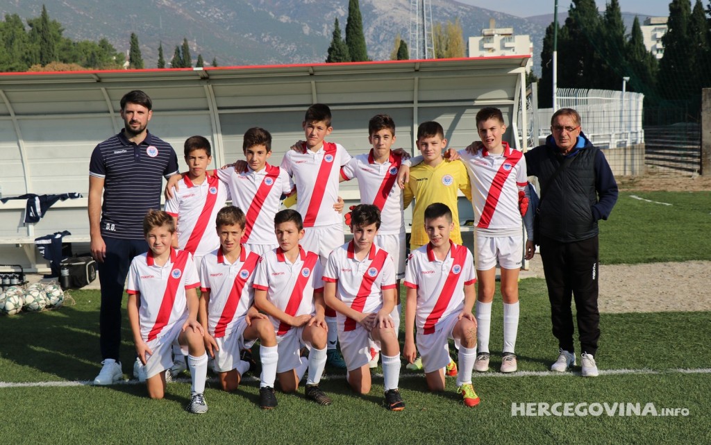 predpioniri zrinjski stolac