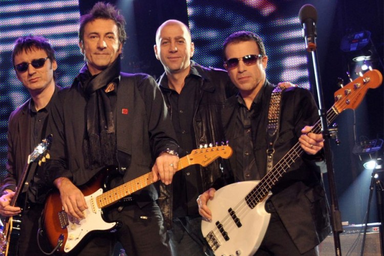 bombaj štampa, album, Muzički centar Pavaroti