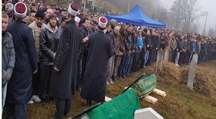 Novi Travnik, sahrana