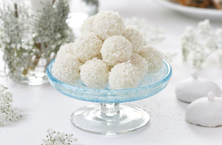 kokoš, kolač sa kokosom, kokos kuglice