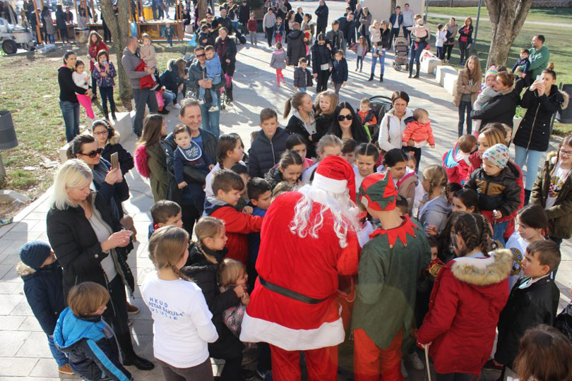 Otvaranje manifestacije 'Božić u Posušju 2018.', pogledajte program