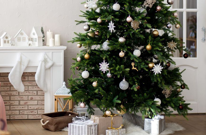 božićno drvce, Božić, pet sekundi , obitelj, Božić, roditelji, Božić, Daniela Škegro, Božić, hrana, prejedanje