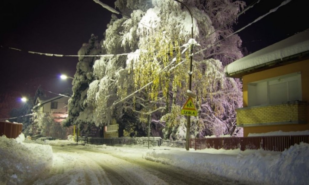 U Konjicu i Jablanici zbog snijega otkazana nastava
