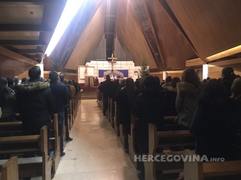 teška prometna nesreća, studenti, sv misa