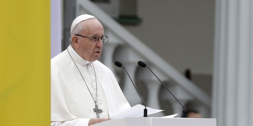  Papa: 'Politički govori koji svaljuju svu krivicu na migrante i lišavaju siromašne nade su neprihvatljivi' 