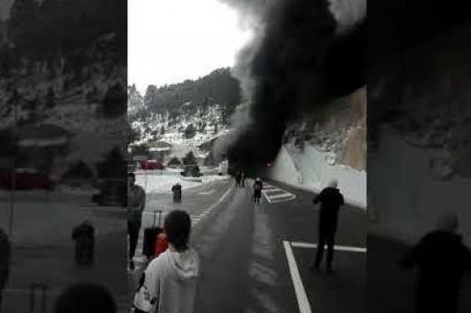 švicarska, izgorio autobus