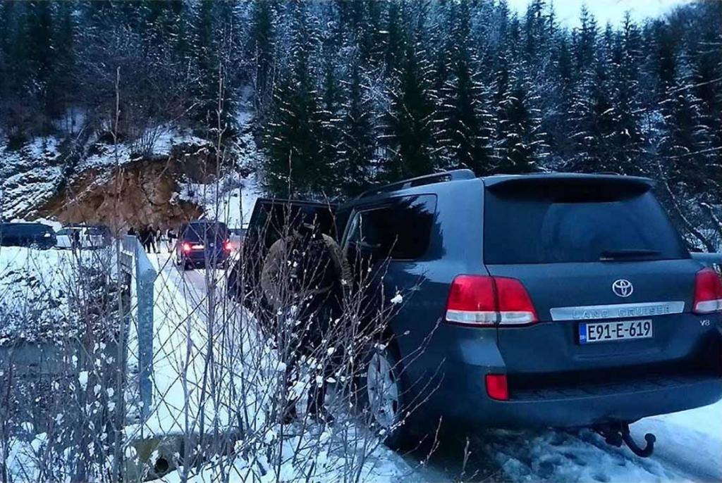 Edin Gačić , detalji