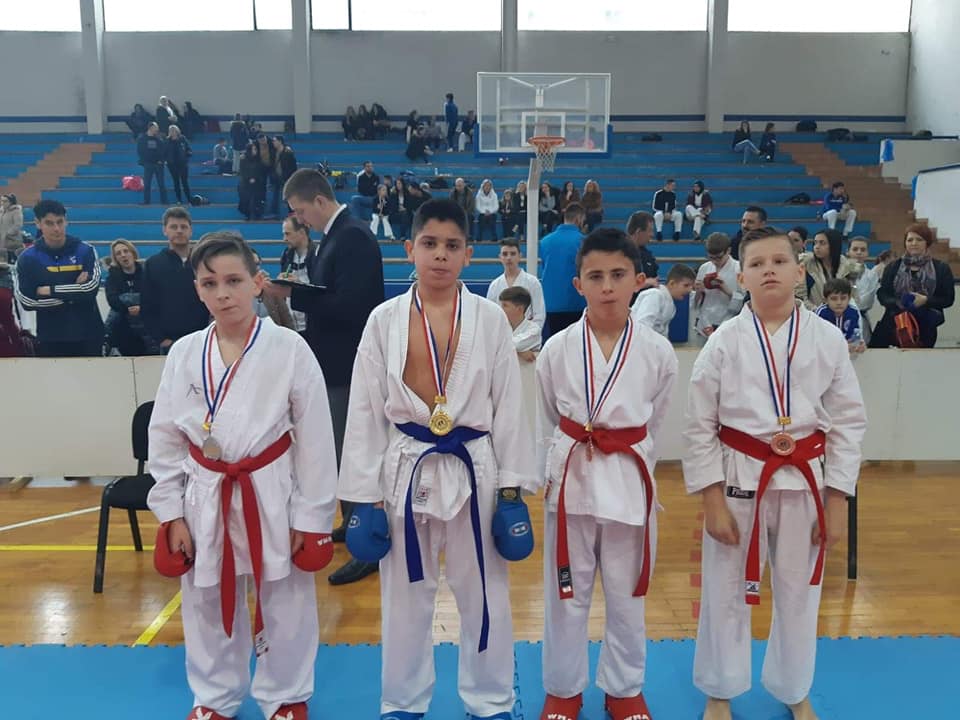 KK Zrinjski: 13 odličja na prvom kolu lige  Hercegovine