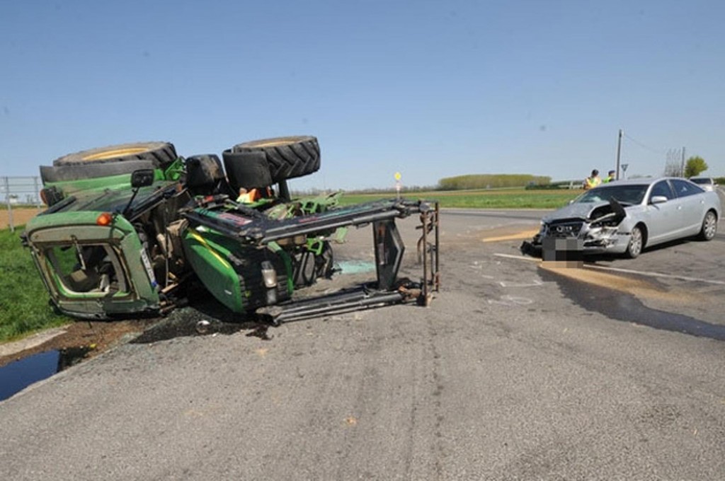 Traktori na cesti, vozači, oprezno vozite