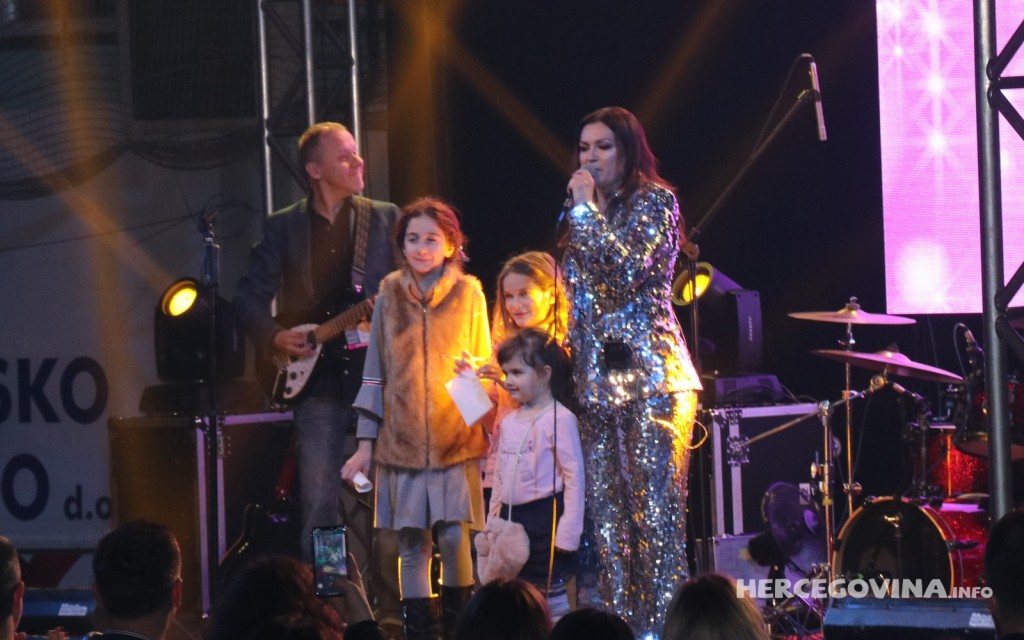 Nina Badrić, Mostar