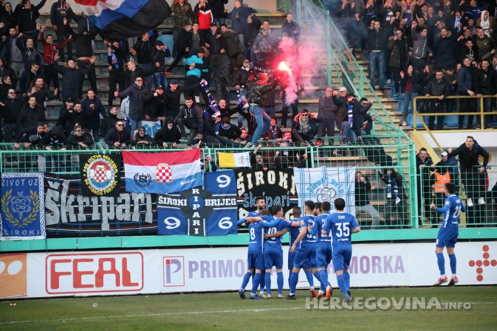 Škripari na utakmici