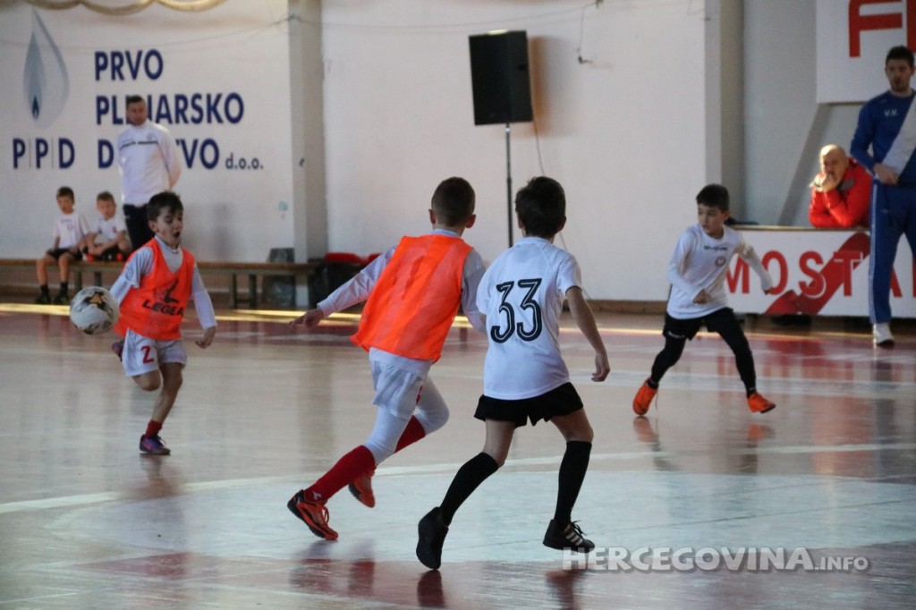 Futsal akademija HFC Zrinjski utakmice