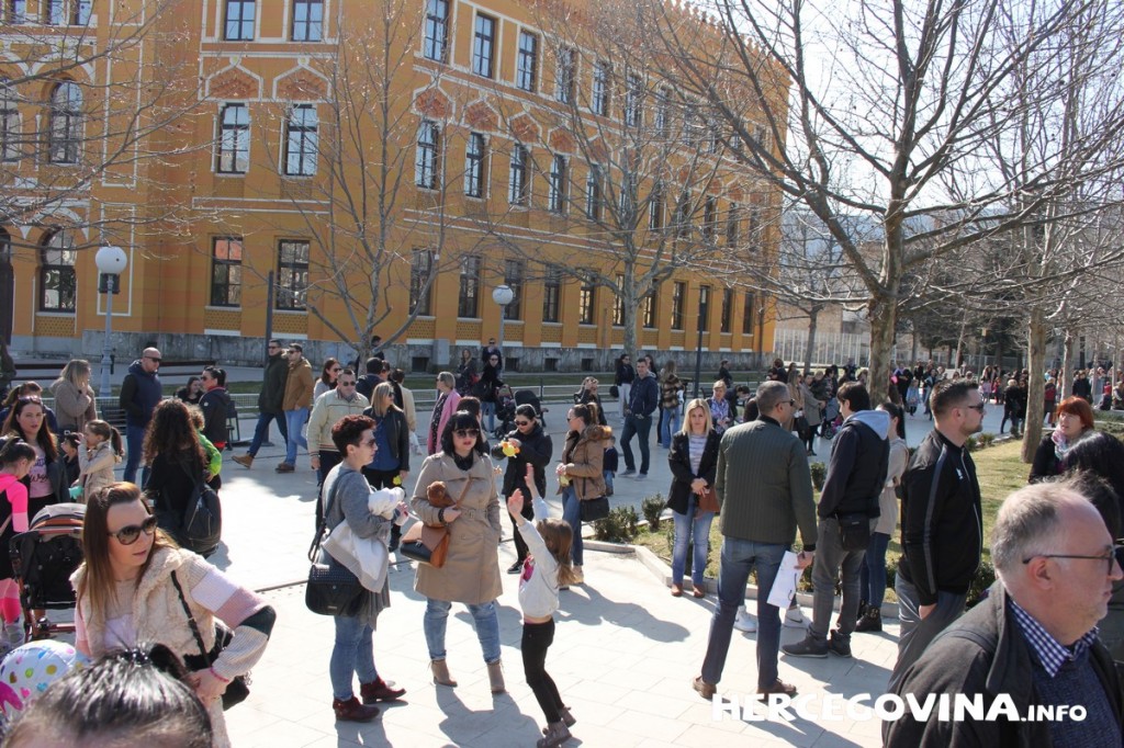 pismo majke, prosvjed za majku