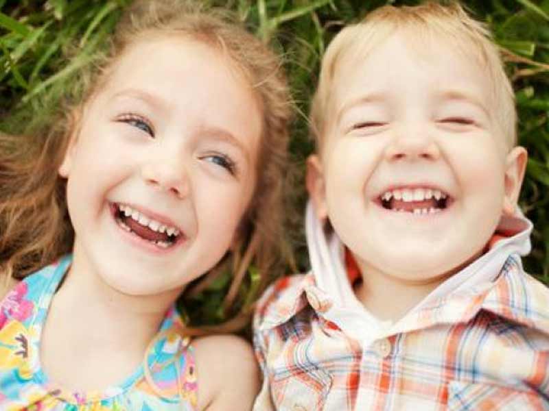 dječak i djevojčica