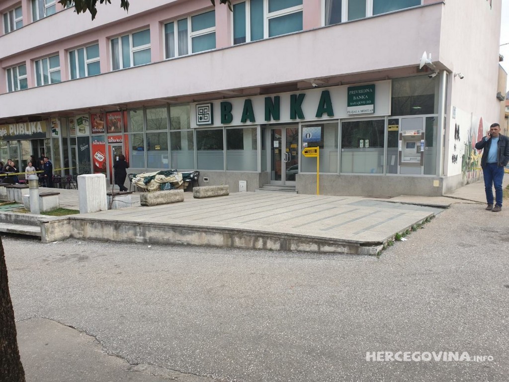 Mostar, pljačka, Mostar, pljačka