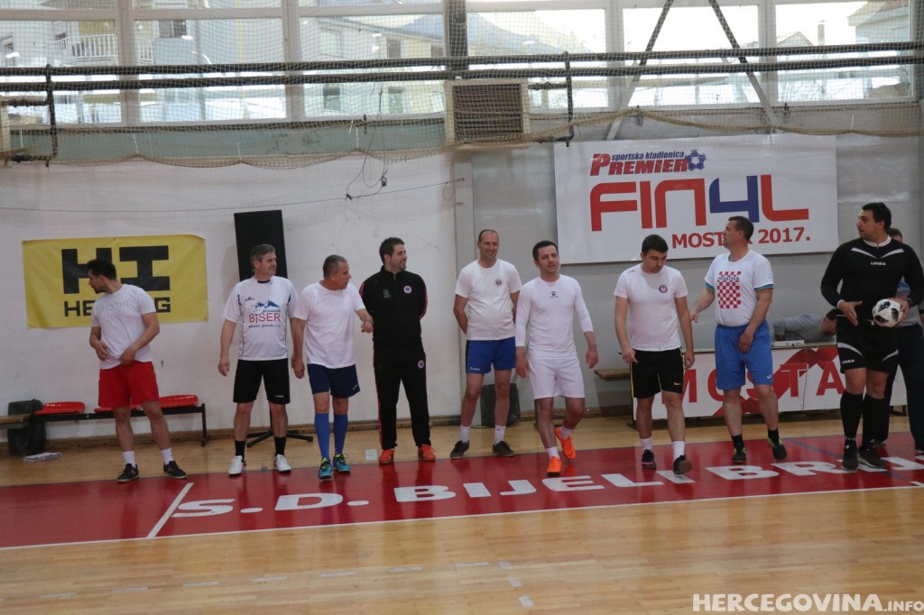 hvidra mostar, novinari, Ivan Ćubela