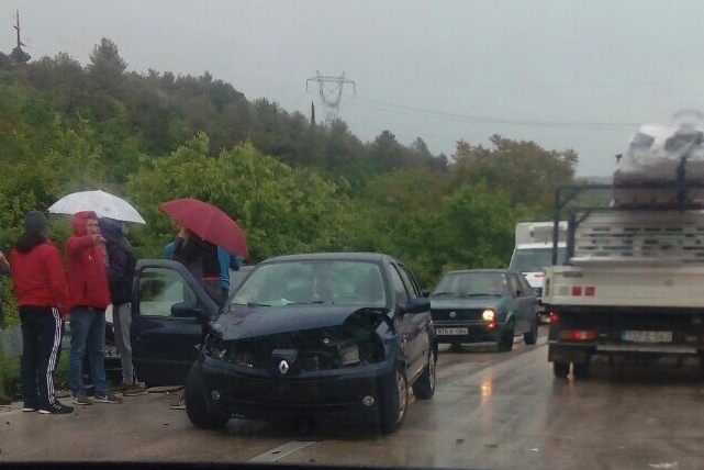 Mostar: Prometna nesreća na prometnici Buna-Stolac