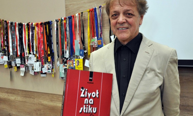 Dževdet Tuzlić, knjiga