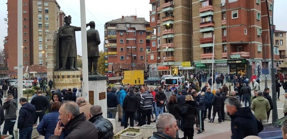 Dan nakon upada specijalaca u Kosovsku Mitrovicu zakazan prosvjed u centru grada