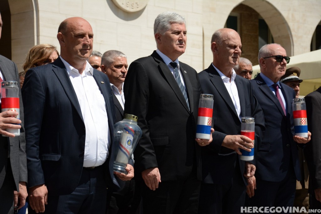 dan hvidre, HVIDRA, hvidra mostar