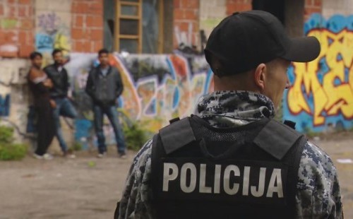 U sukobu policije i ilegalnih migranata u Bihaću ozlijeđena tri policajca