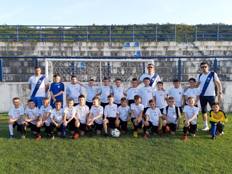 Futsal akademija HFC Zrinjski u Neumu