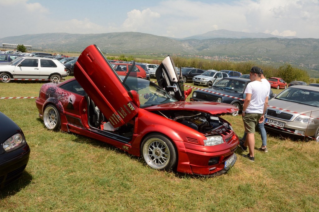 Old Scholl Street Race Mostar