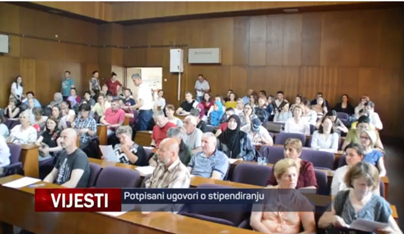 Skandal u Jajcu: Studente Hrvate provjeravali za stipendije, Bošnjake nisu