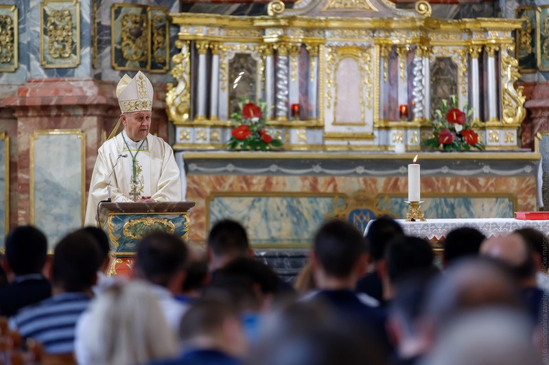 župa mali nogomet stolac