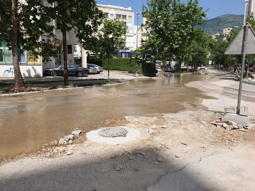 Mostar, voda, Smeće