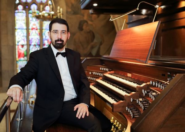 Široki Brijeg, crkva