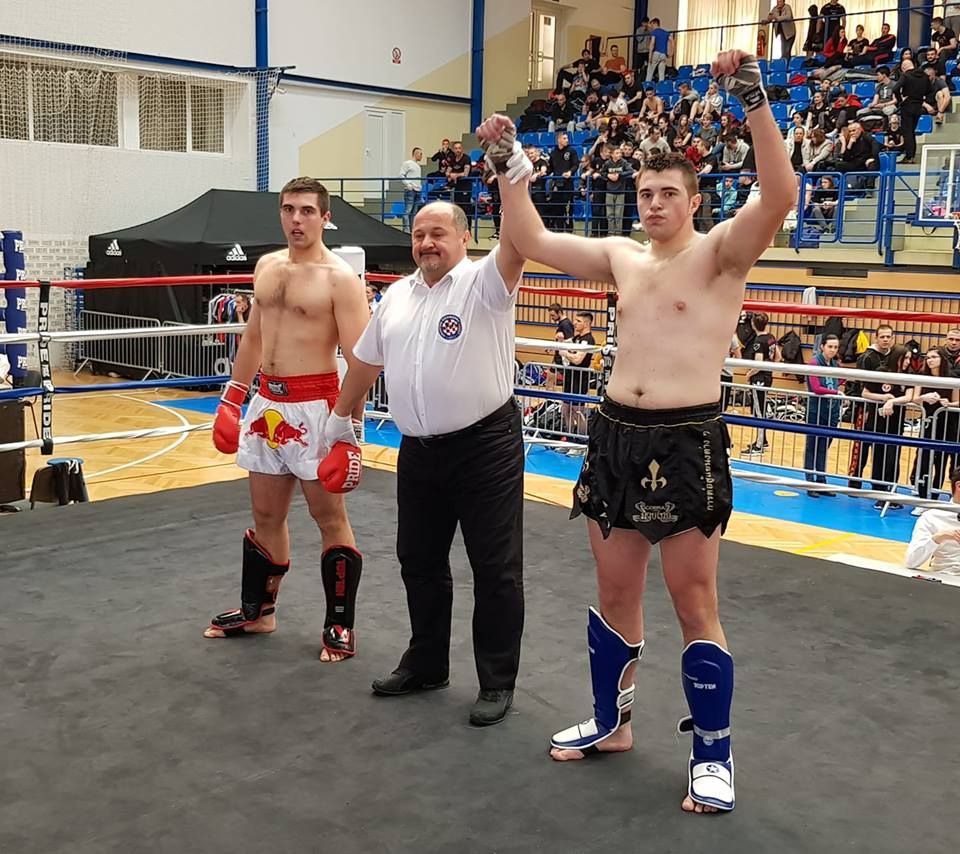 Petar Drežnjak, Tajland