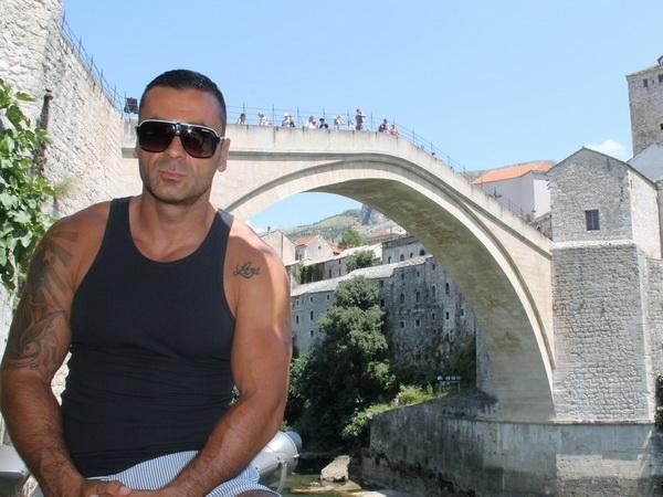 Lorens Listo, BIH, Stari most, Skokovi sa Starog mosta