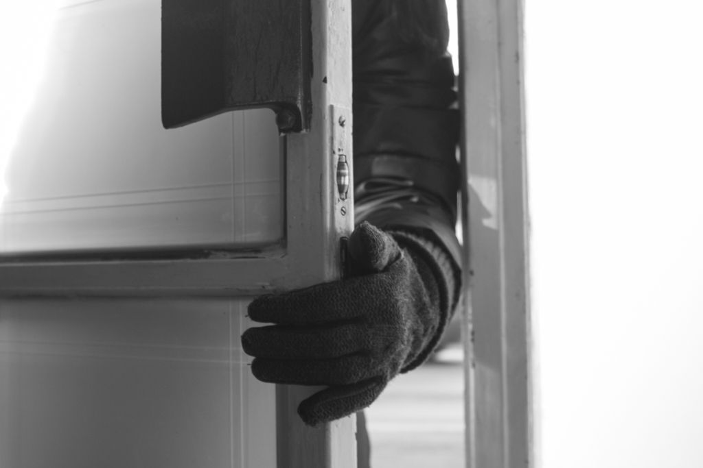 laktaši, teška krađa, provalnici, bepro, Novac, potraga, Livno, MUP-a HBŽ, krađe, džamija, migranti, žitomislići, Mostar, crna kronika, provala, obiteljska kuća, palestina, migranti, Mostar, MUP HNŽ