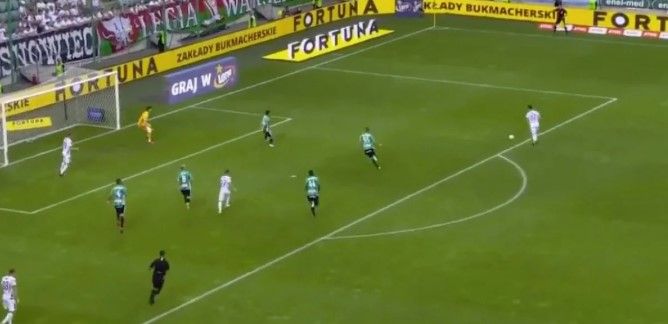 Zvonimir Kožulj, Legija Varšava, pogon