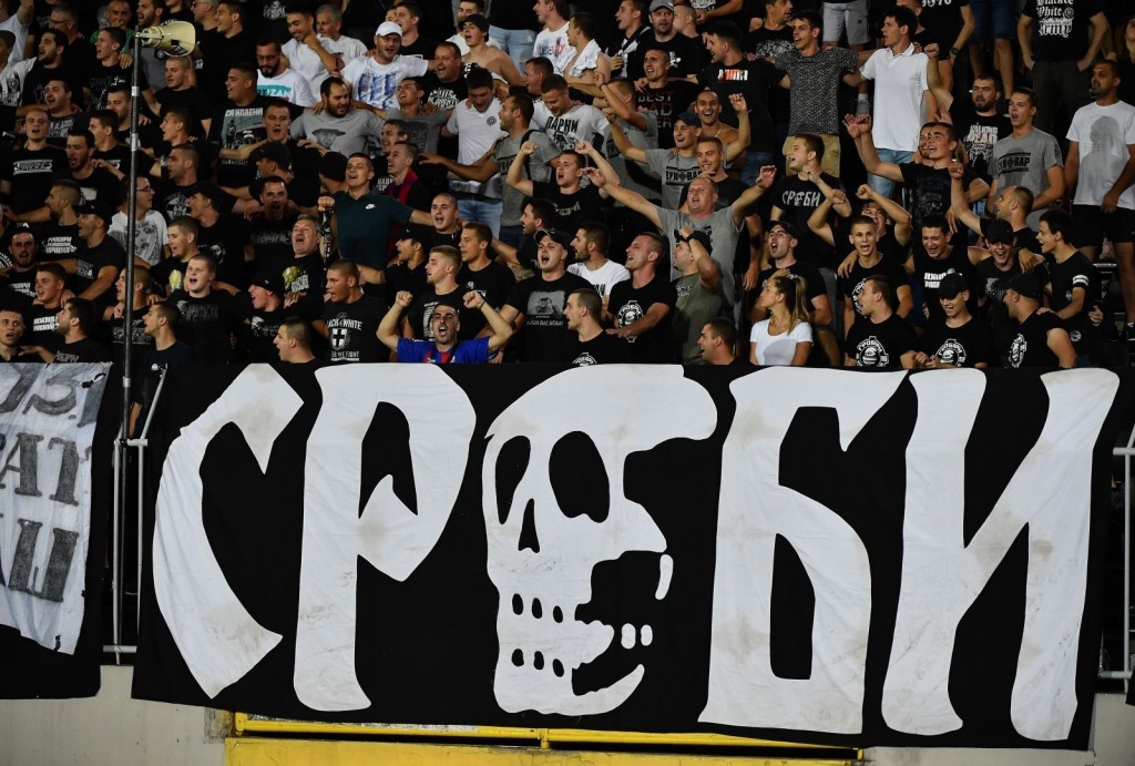 UEFA žestoko kaznila Partizan zbog rasističkog ponašanja navijača i provociranja Hrvata