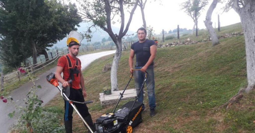 mladi, rad, nova bila